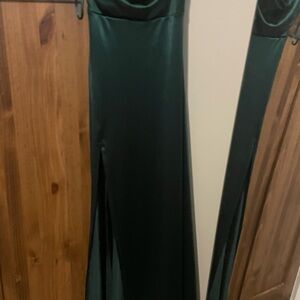 Windsor Emerald Green Prom Dress